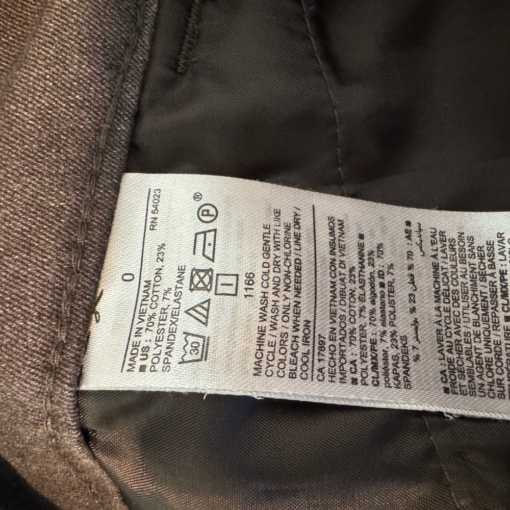 Old Navy Charcoal Pixie Pants - image 3